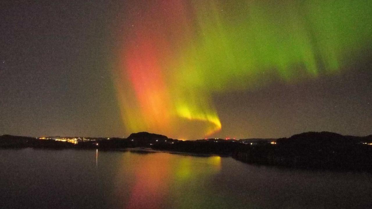 Smaken Av Ryfylke Event As Overnatting, Bygningen Drives Ikke Som Hotell Hjelmeland ภายนอก รูปภาพ